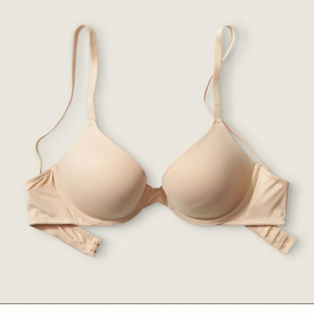 PINK VS Wear Everywhere Push Up Bra Sz 36DDEUC!